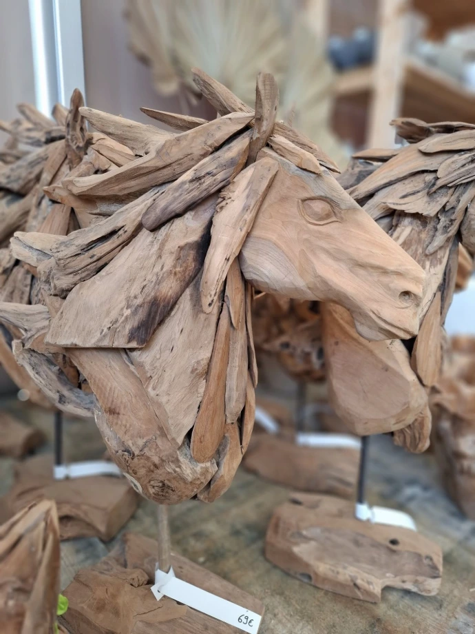 Importateur meubles en teck