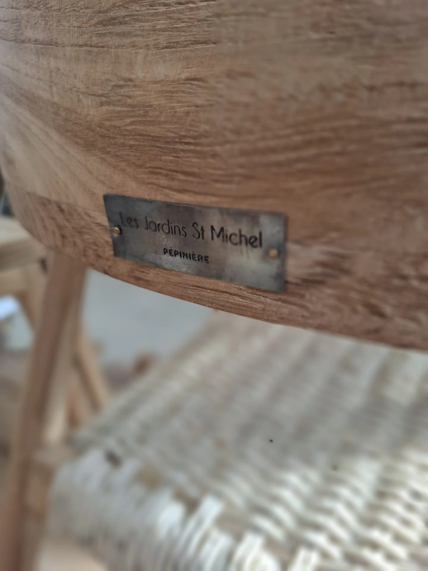 Importateur meubles en teck